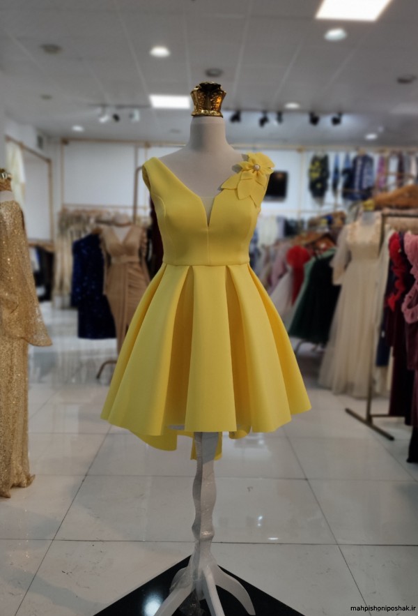 مدل لباس نامزدی زرد